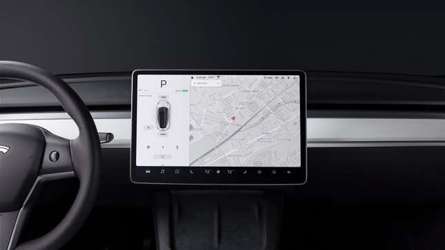 Image for article titled Tesla's FSD Is Biased Towards Influencers And Elon Musk: Report